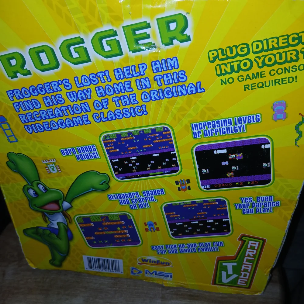 MSI Frogger TV Arcade Console - Green and Red